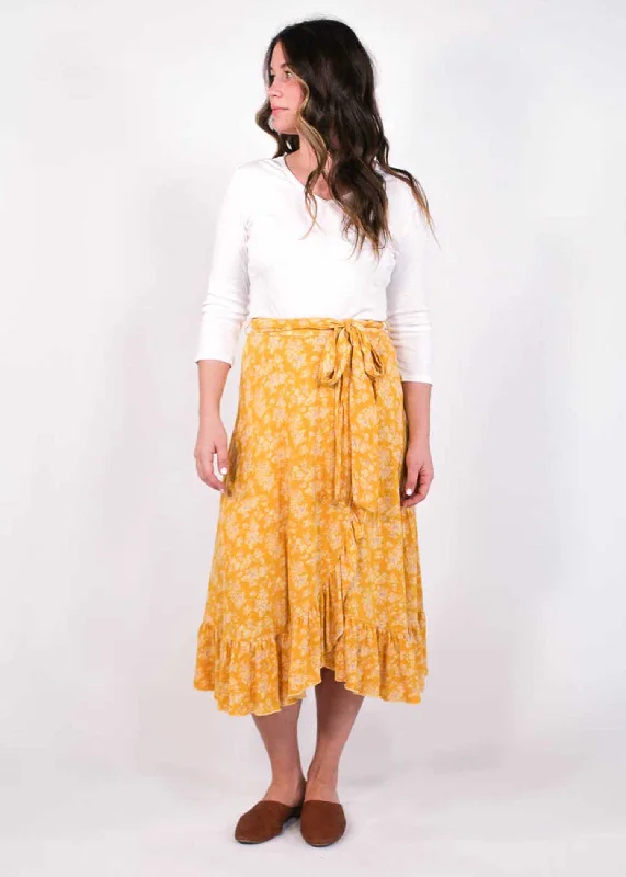 Lulu Petite Floral Skirt