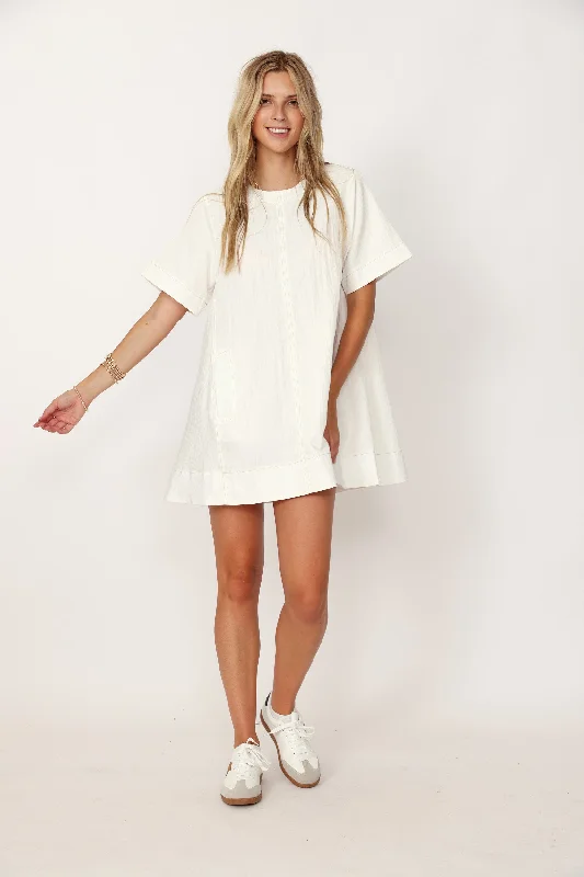 Melanie Short Sleeve Swing Dress